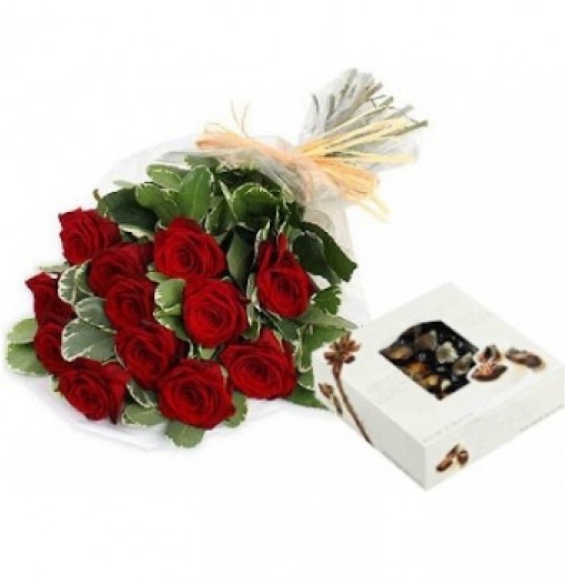 Bouquet de doce rosas con chocolates